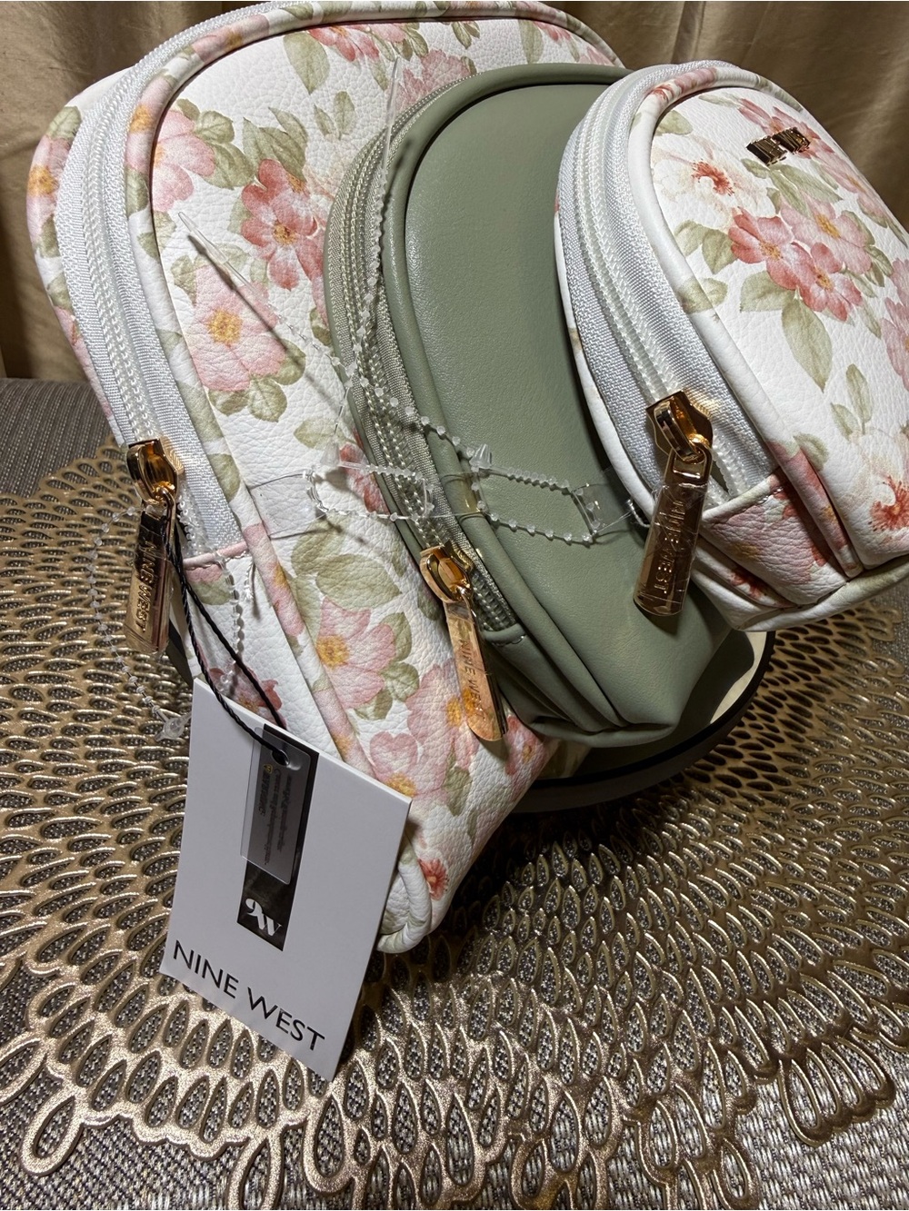 Nine West White Floral & Sage Cosmetic Trio - Picture 3 of 7